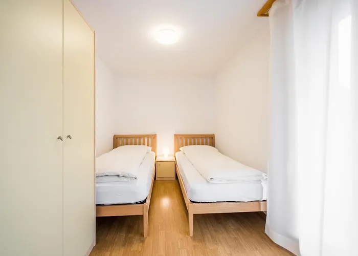 Homes - Val Mulin 8,2 - Scarpazza